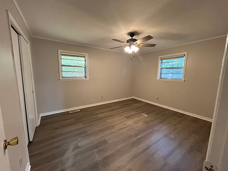 1409 Central Ave — Photo 5