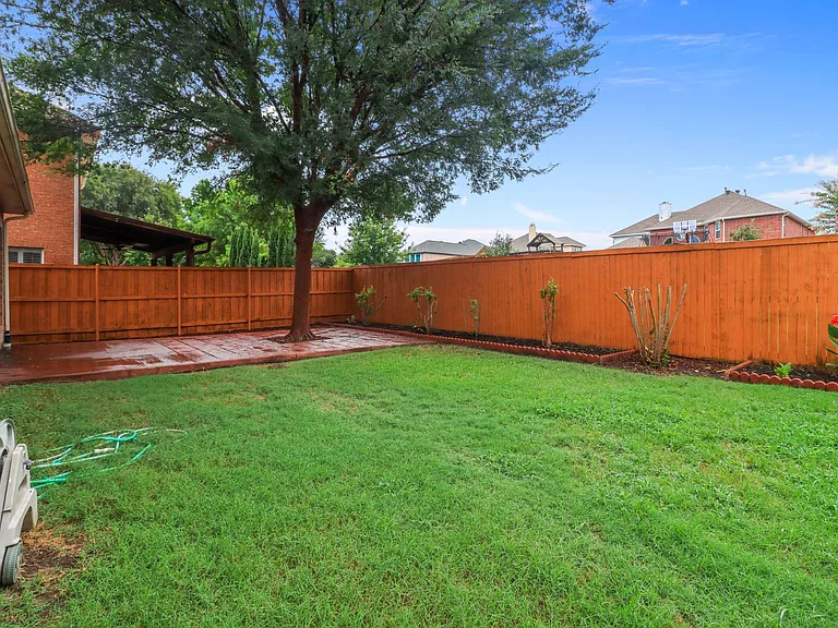 701 Bella Vista Dr — Photo 16