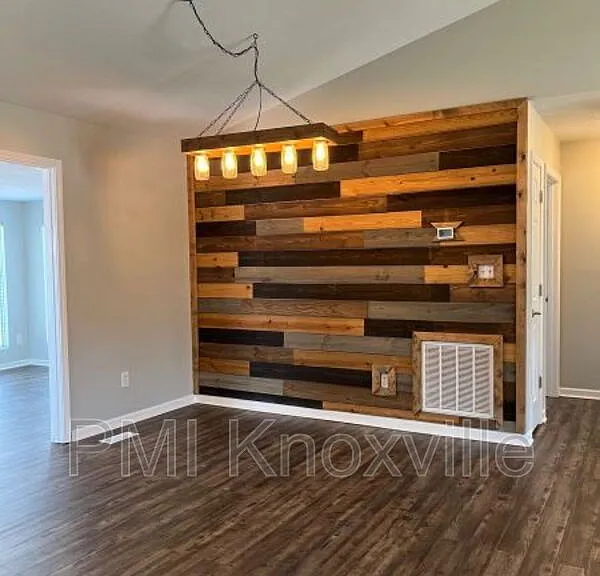 8625 Ball Park Ln — Photo 3