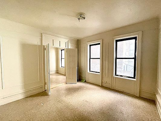 1st image of 250 Sherman Ave #4