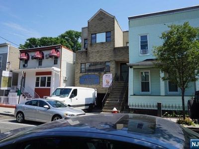 524 42nd St, Union City, NJ, 07087