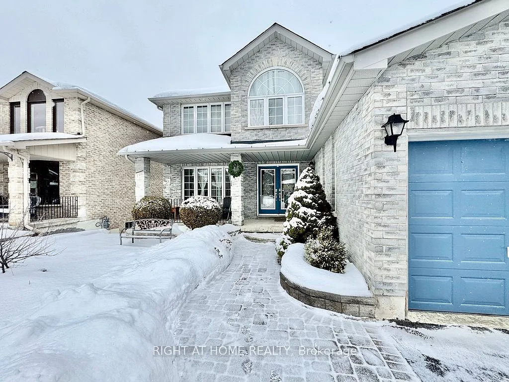 4 bed, $3,100 — Photo 2