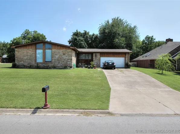 905 W McArthur St, Madill, OK 73446