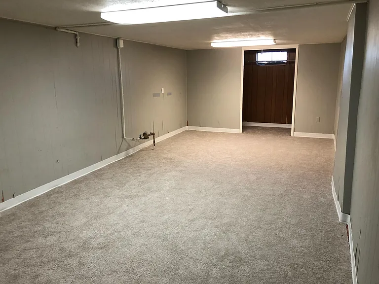 202 SE Park View Dr — Photo 17