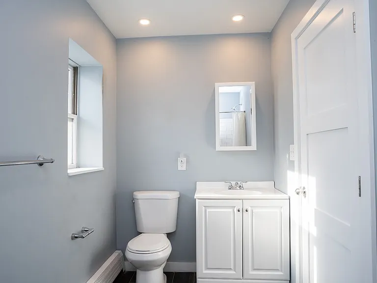 4001 Broadway #2 — Photo 6