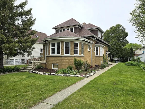 3168 South 9th STREET, Milwaukee, WI 53215