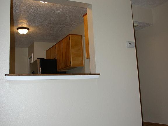 5th image of 1910 Broadview Dr