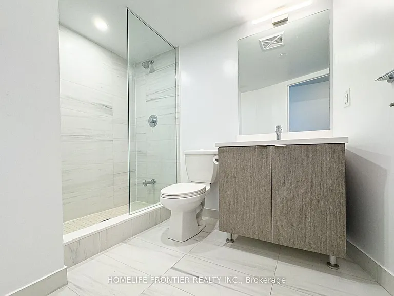 219 Dundas St E #702 — Photo 5