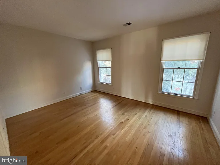 5179 Macomb St NW — Photo 19