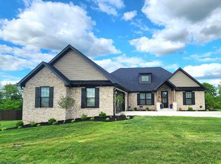 812 Stone Ridge Dr, Richmond, KY 40475