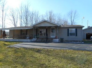 1300 Jewel Bay Rd, Cortland, OH 44410