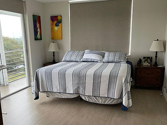 3rd image of 3507 Oaks Way APT 601