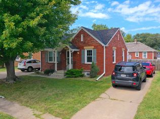 205 Ringland Rd, Hastings, NE 68901