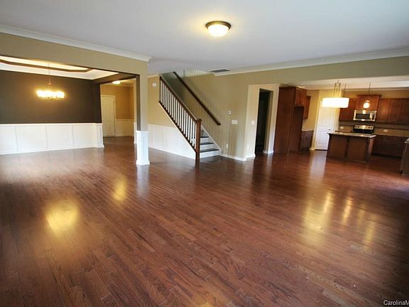 2nd image of 8214 Cool Springs Ct #174