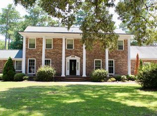 415 Whitebridge Rd, Hampstead, NC 28443