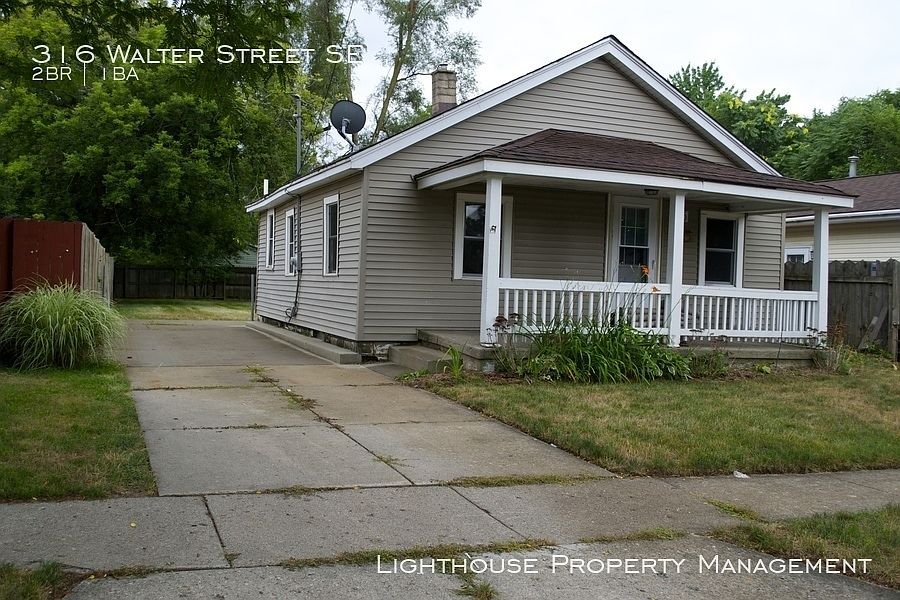 1st image of 316 Walter St SE