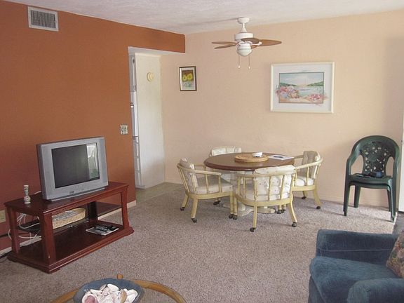 4th image of 2020 World Parkway Blvd APT 34