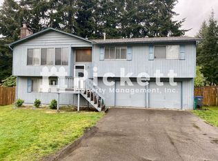 7955 NE Double Hitch Ct, Bremerton, WA 98311
