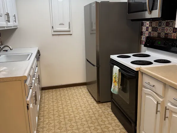 2690 Oxford St N APT 248, Roseville, MN 55113