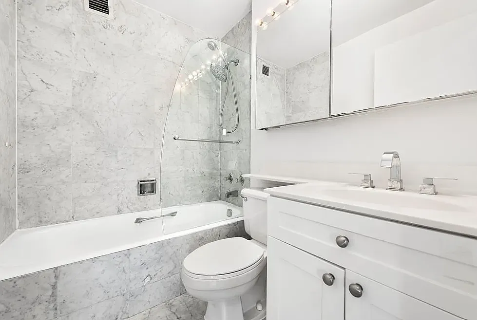 377 Rector Place — Photo 4