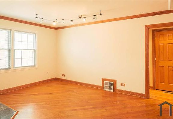 2nd image of 10536 S Walden Pkwy #2E