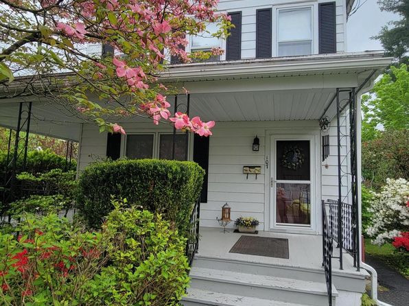 107 Avenue I, Matamoras, PA 18336