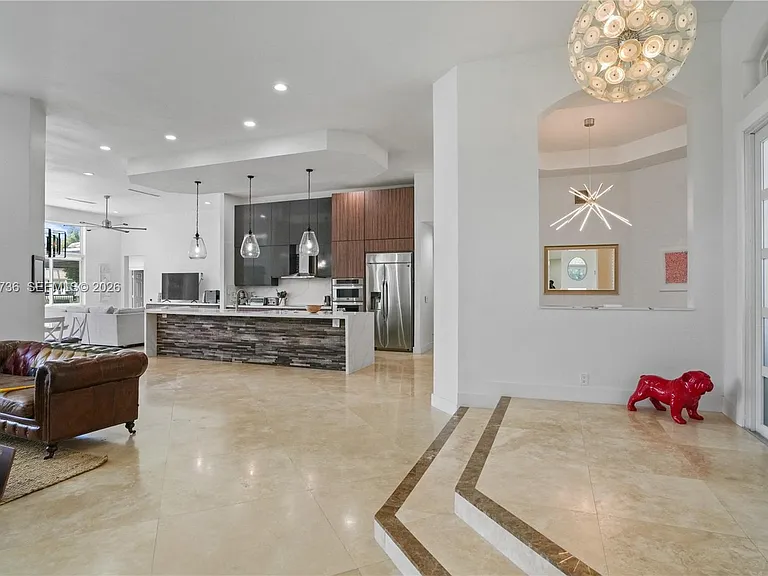2569 Eagle Run Ln — Photo 5