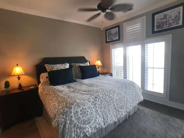 812 Southwest Dr — Photo 3