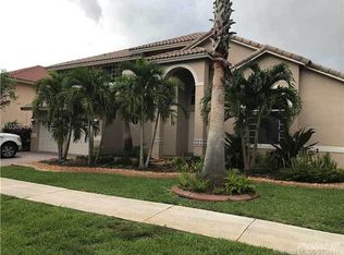 1011 NW 179th Ave, Hollywood, FL 33029