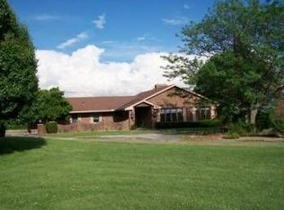 1733 Rim Rd, Quincy, IL 62305