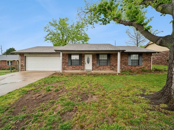 120 W 9th St S, Claremore, OK 74017