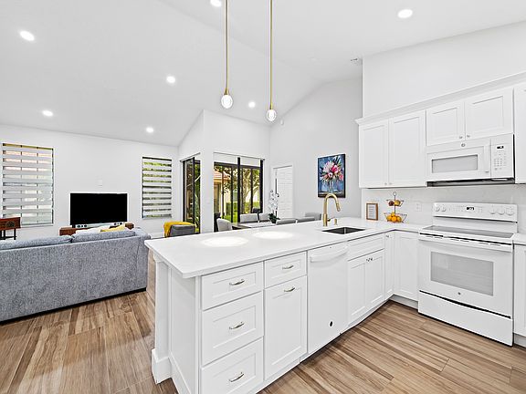 4th image of 8292 Waterline Dr APT 101