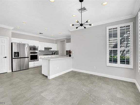 4th image of 2024 Summer Cove Ct Unit 102