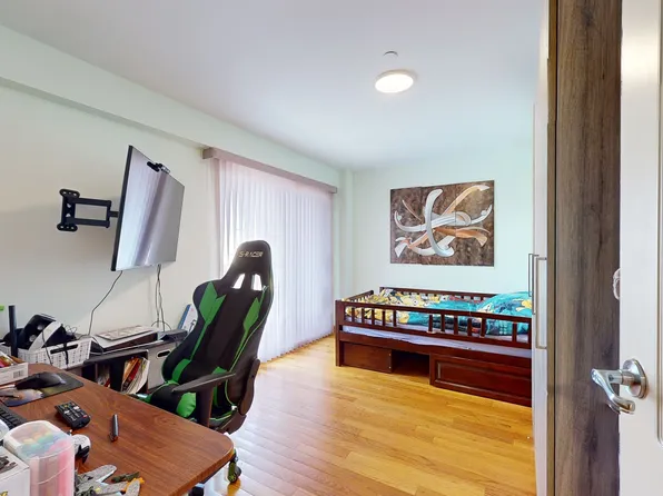 3015 Brighton 6th Street image 12 of 31