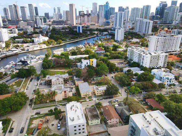 212 NW 7th Ave, Miami, FL 33128