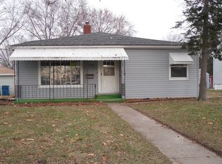 1346 Circle Dr NW, Kankakee, IL 60901