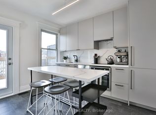 1365 Lansdowne Ave #2, Toronto, ON M6H 3Z9
