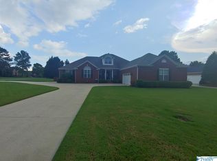 204 Audrey Ln, Gadsden, AL 35901