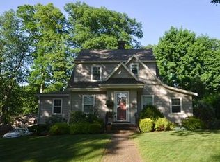 51 Winthrop Ave, Reading, MA 01867