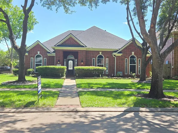 17503 Heartwind Ct, Houston, TX 77095