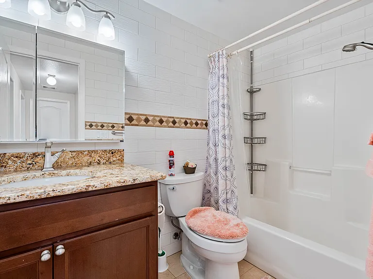 11511 NE 14th St — Photo 9