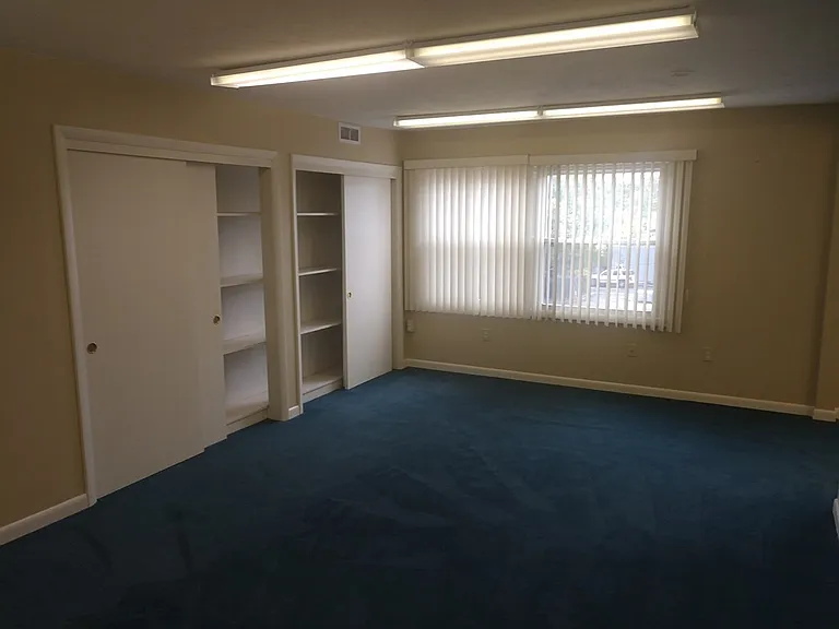 555 Pleasant St E #2 — Photo 6
