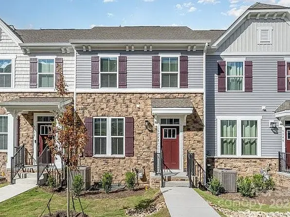 9342 Mallard Mills Dr, Charlotte, NC 28262