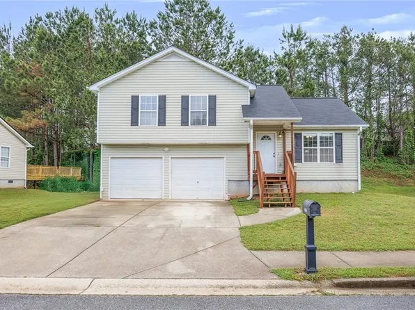 102 Huntington Way, Dallas, GA 30132