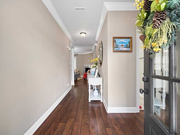 4th image of 340 Turnberry Cir