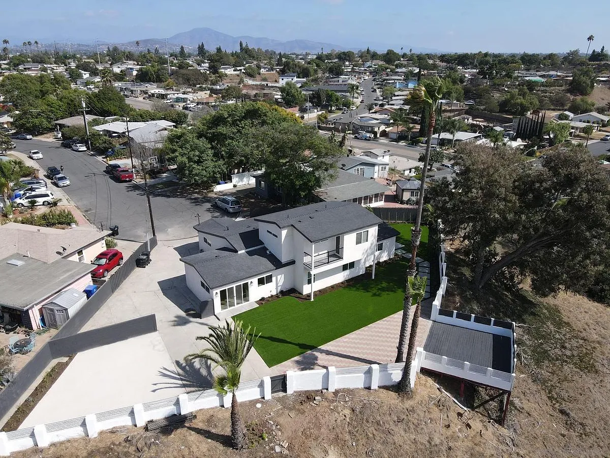 Aerial view of 6203 and 6201 romo st - 6203 Romo St