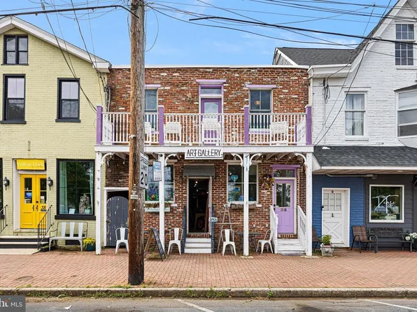 36 Clinton St, Delaware City, DE 19706