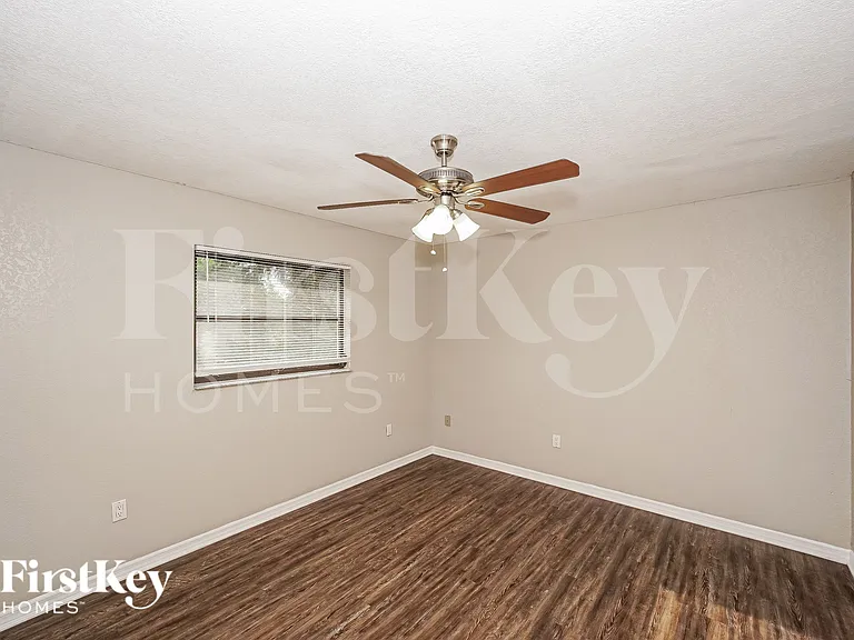 522 Beal St NW — Photo 14
