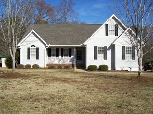 111 Wenmount Ct, Greenwood, SC 29646