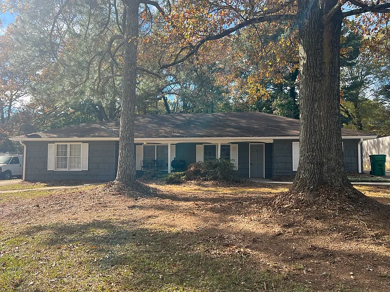 2712 Tucker Valley Rd — Photo 1